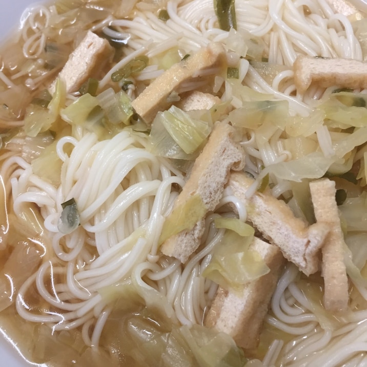 キャベツと油揚げのにゅうめん